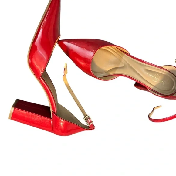 Elegant Red Women's Shoes - Picture 2 of 4